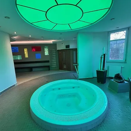 Phoenix Hotel 3*