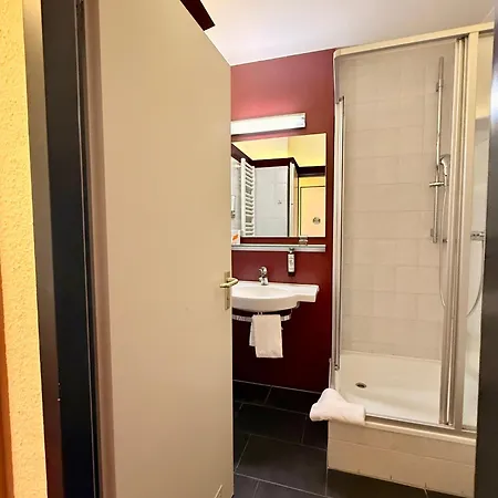 Phoenix 3* باد فسينغ